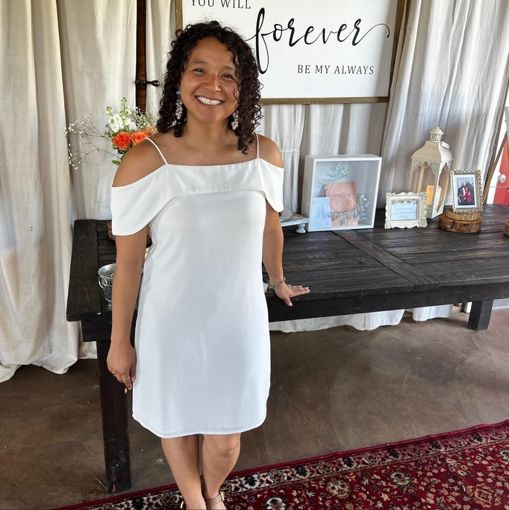 Bridal event dress; off shoulder, Size M